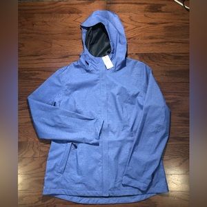 32 Degrees Cool Large raincoat with Hood. New with tags from Costco.